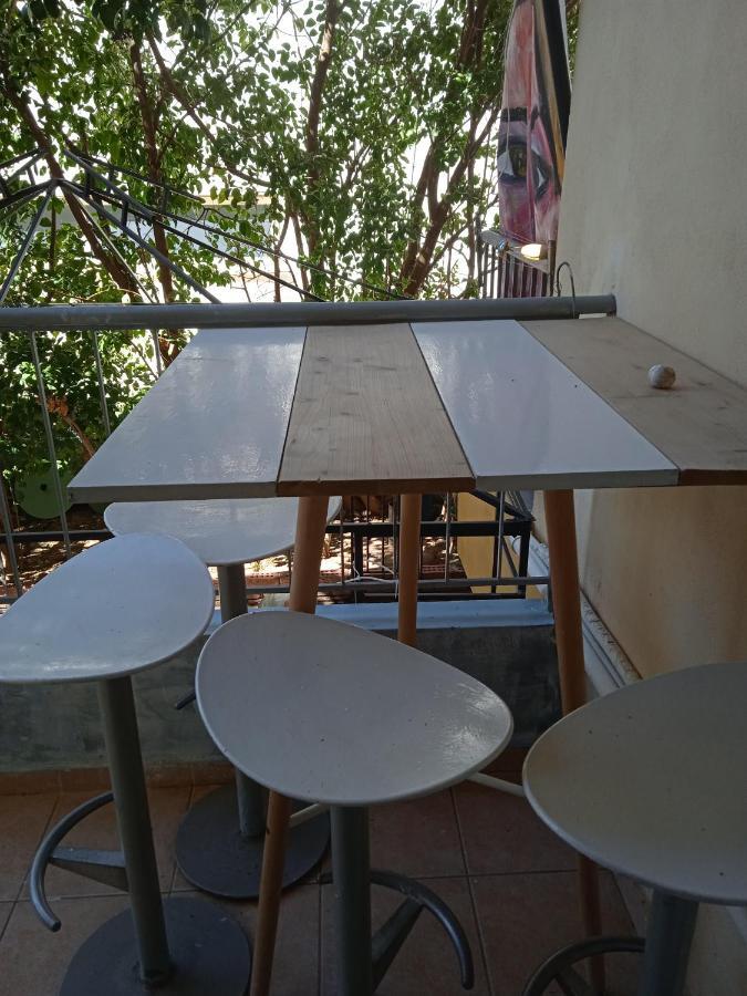 Apartment With Barbecue 1 Km Beach 雅典 外观 照片