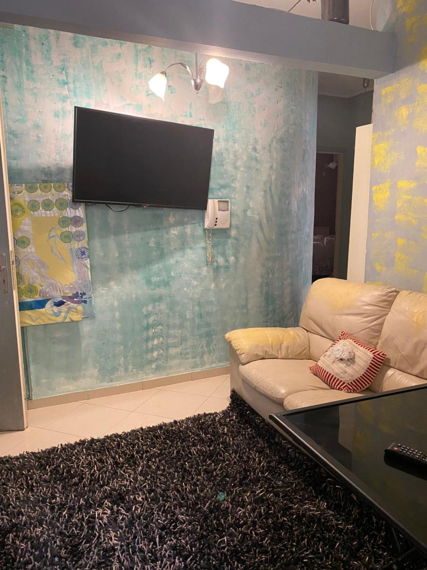Apartment With Barbecue 1 Km Beach 雅典 外观 照片